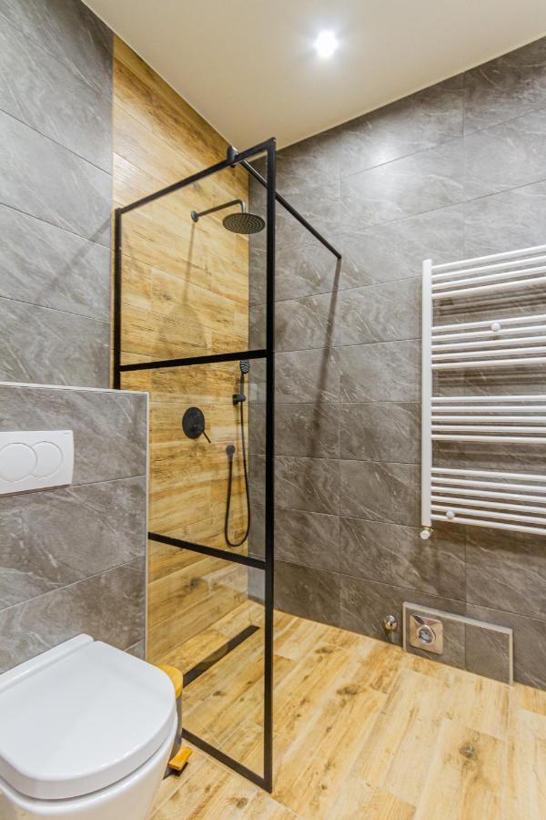 Supercentral Boutique Suite บูดาเปสต์ ภายนอก รูปภาพ
