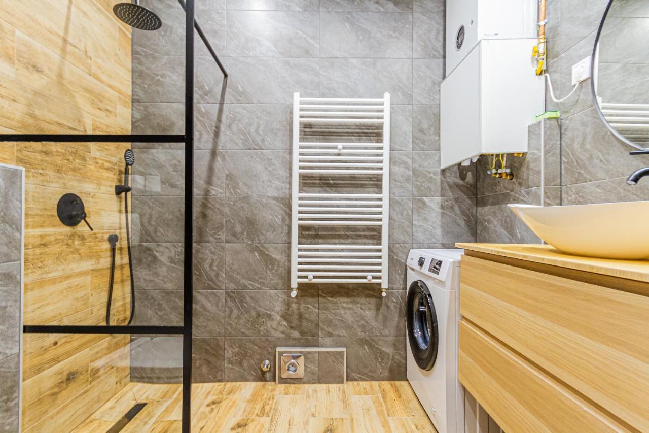 Supercentral Boutique Suite บูดาเปสต์ ภายนอก รูปภาพ